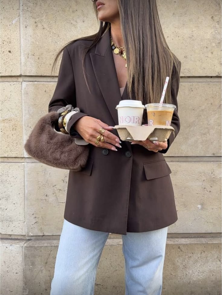 ★ Élise Blazer