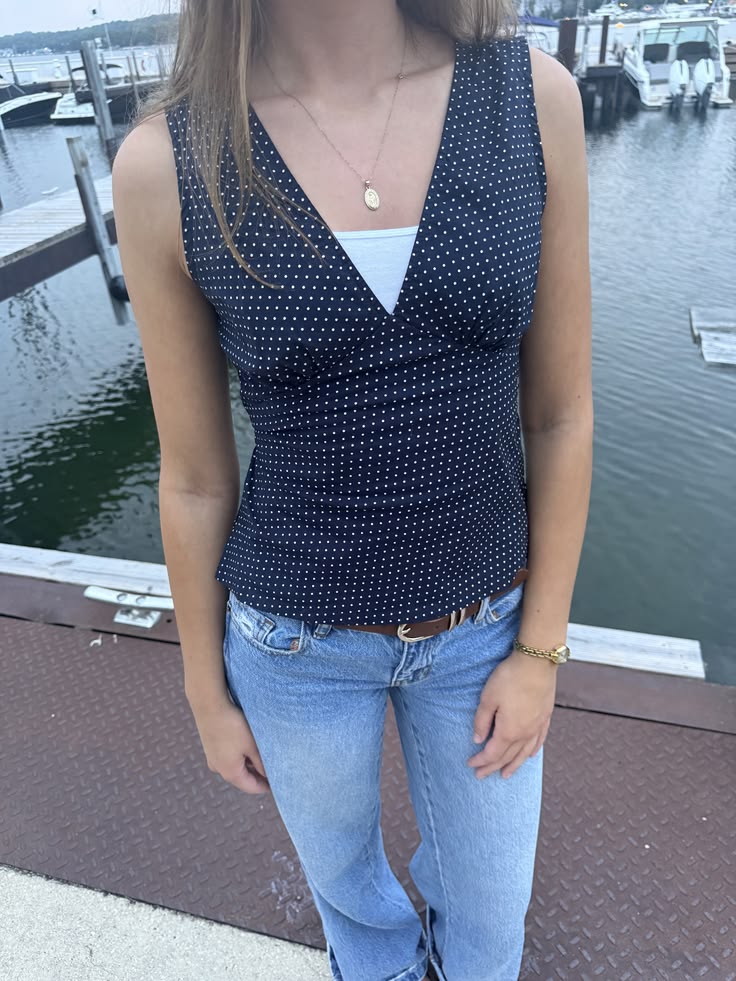 ★ The Noir Top