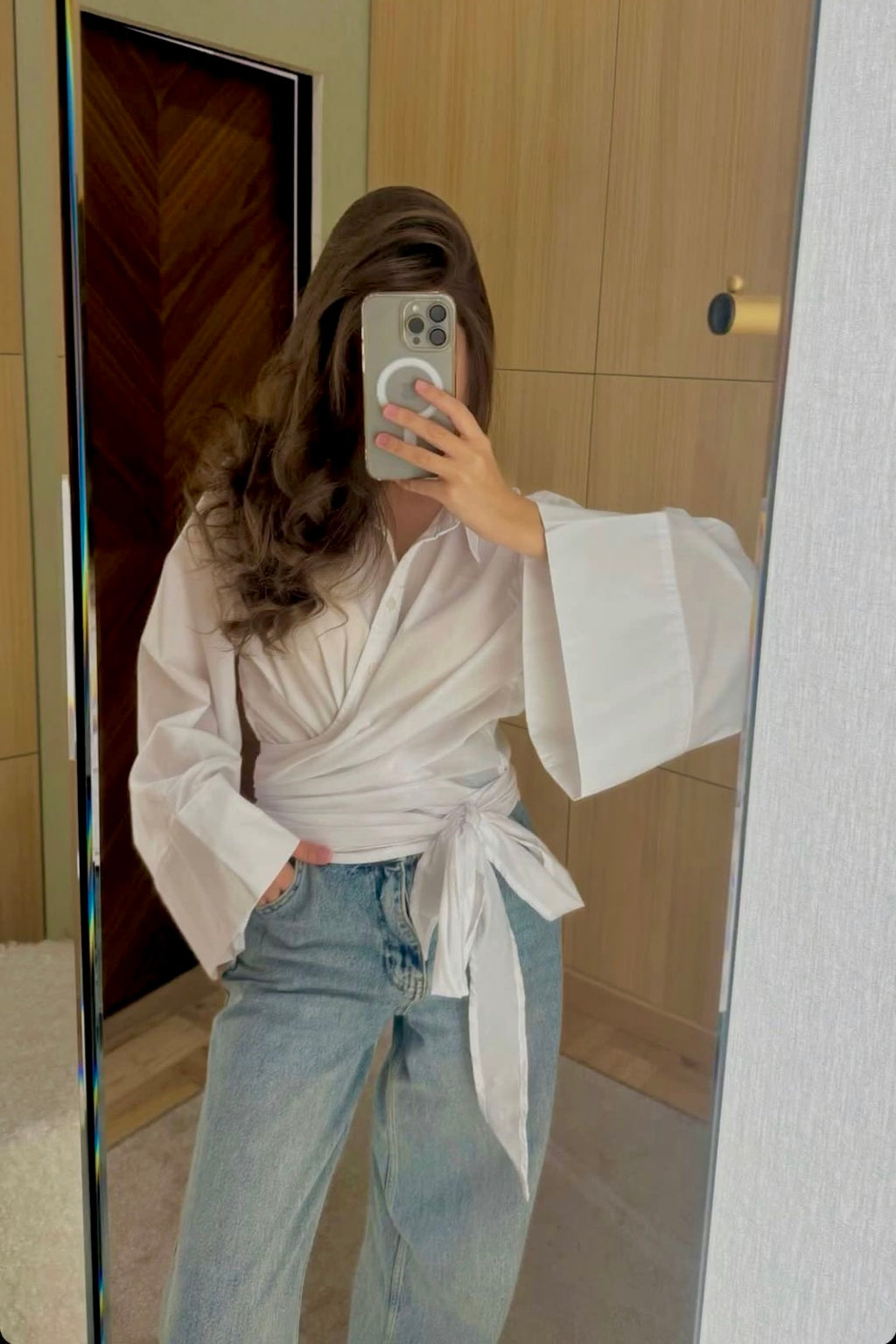 ★ Chic Bow-Tie Wrap Poplin Shirt