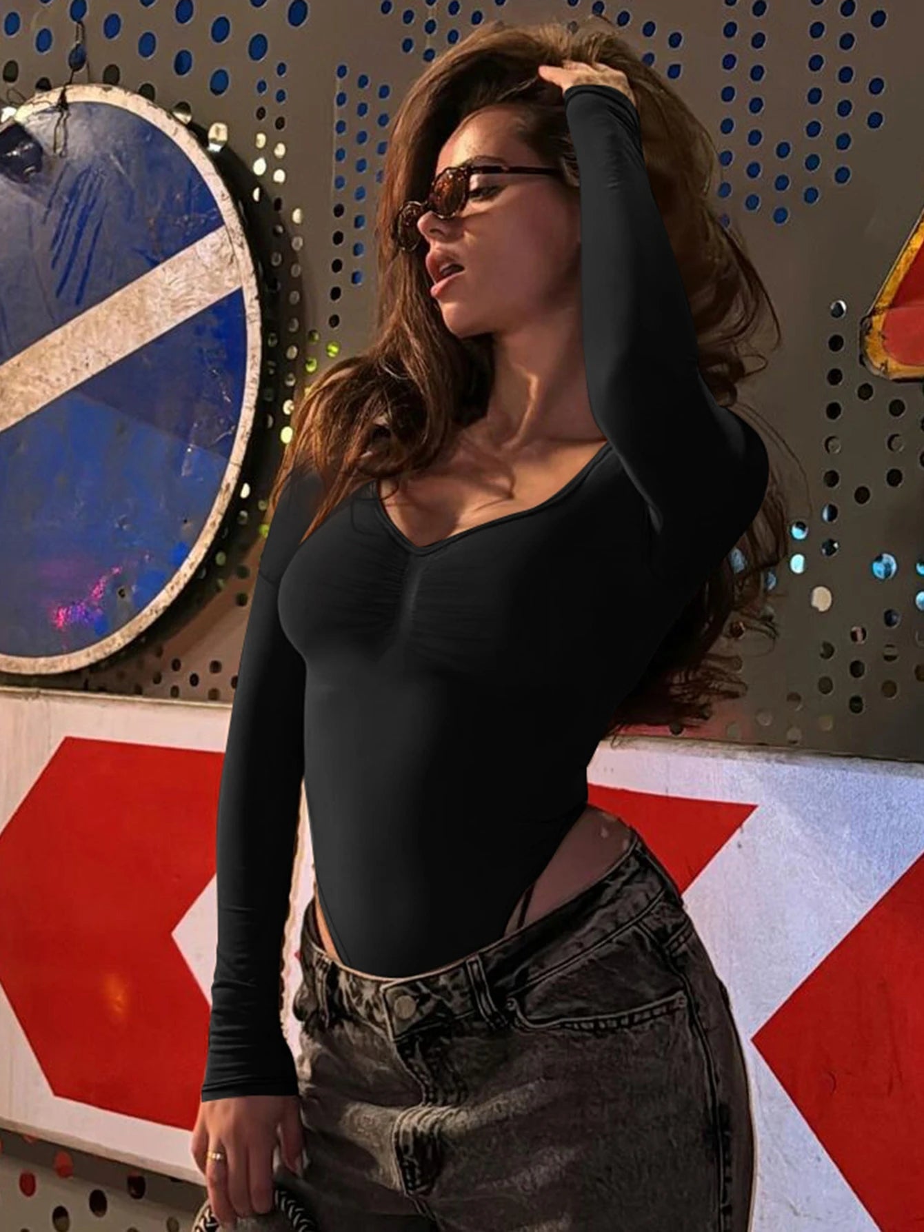 ★ Sculpted Fit Bodysuit