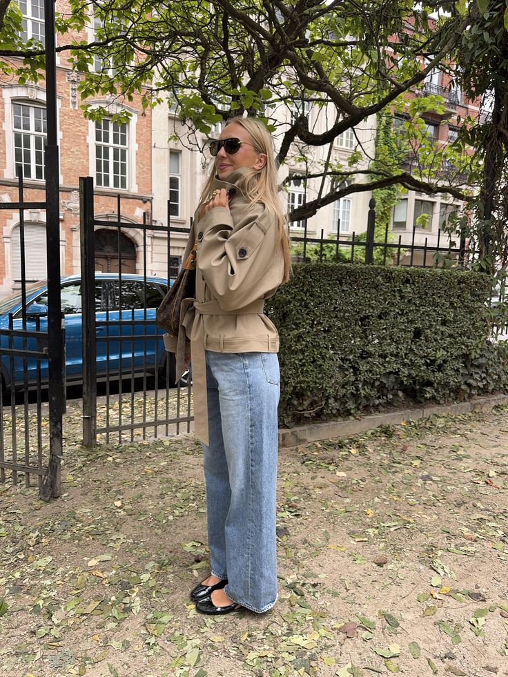 ★ Classic Belted Trench Coat